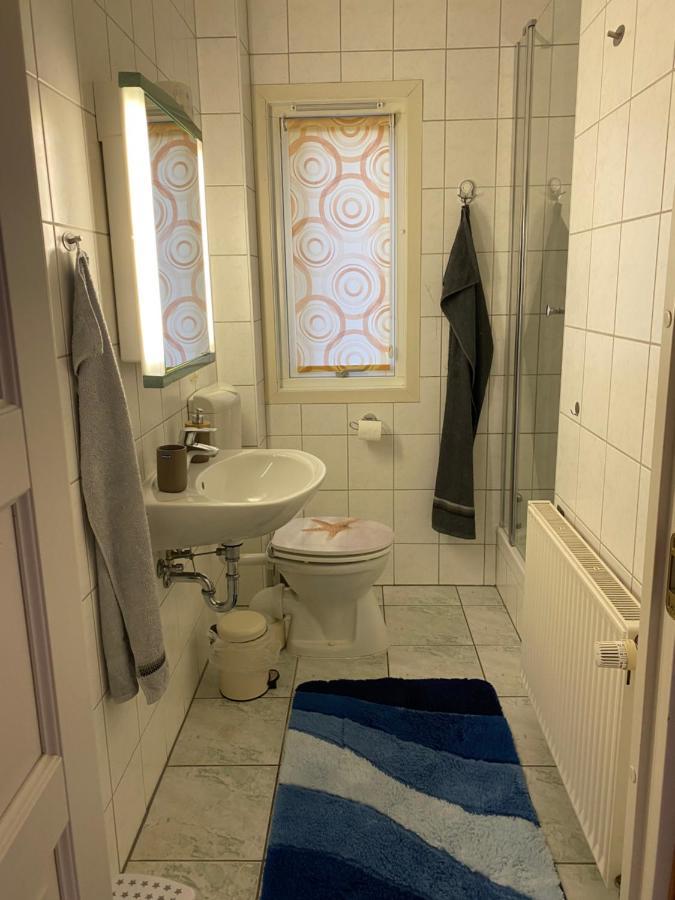 Freistehendes Einfamilienhaus Mit Boddenblick Naehe Ostsee Fuhlendorf  Exteriör bild