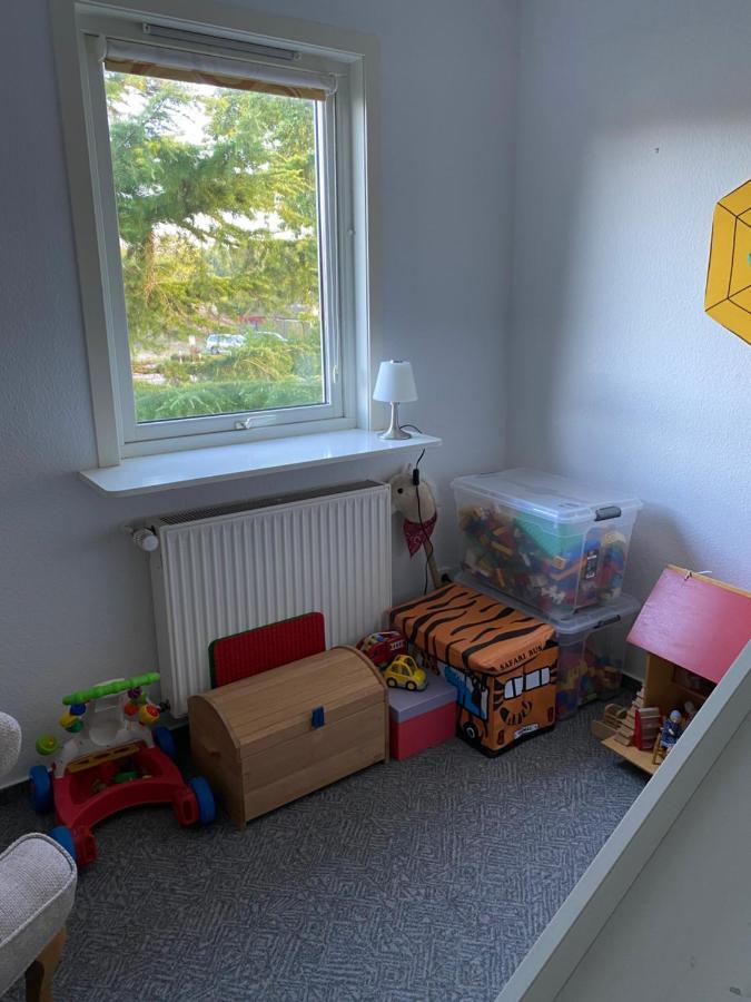 Freistehendes Einfamilienhaus Mit Boddenblick Naehe Ostsee Fuhlendorf  Exteriör bild