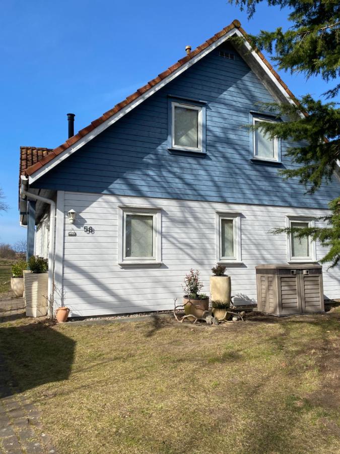 Freistehendes Einfamilienhaus Mit Boddenblick Naehe Ostsee Fuhlendorf  Exteriör bild